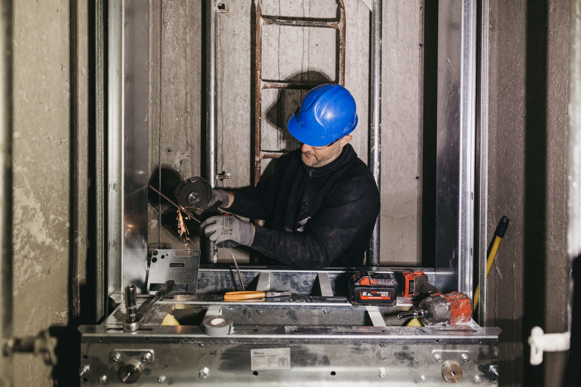 Συντήρηση ανελκυστήρα από πιστοποιημένο τεχνικό Σταφυλίδης