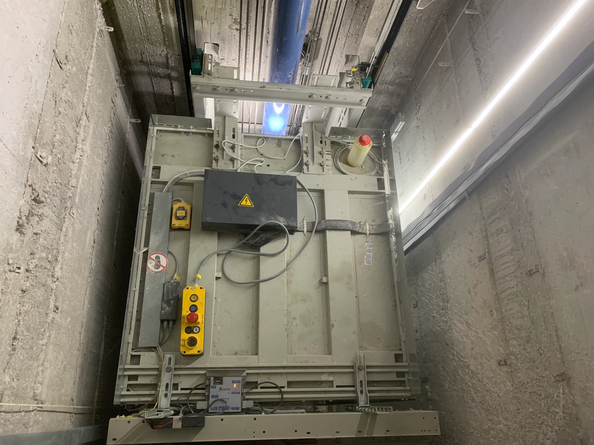 Ανελκυστήρας πολυκατοικίας Καλαμαριά Θεσσαλονίκη - KLEEMANN υδραυλικός